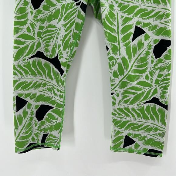 Alo Yoga Women's Cropped Leggings - Palm Springs - Medium - Picture 3 of 8